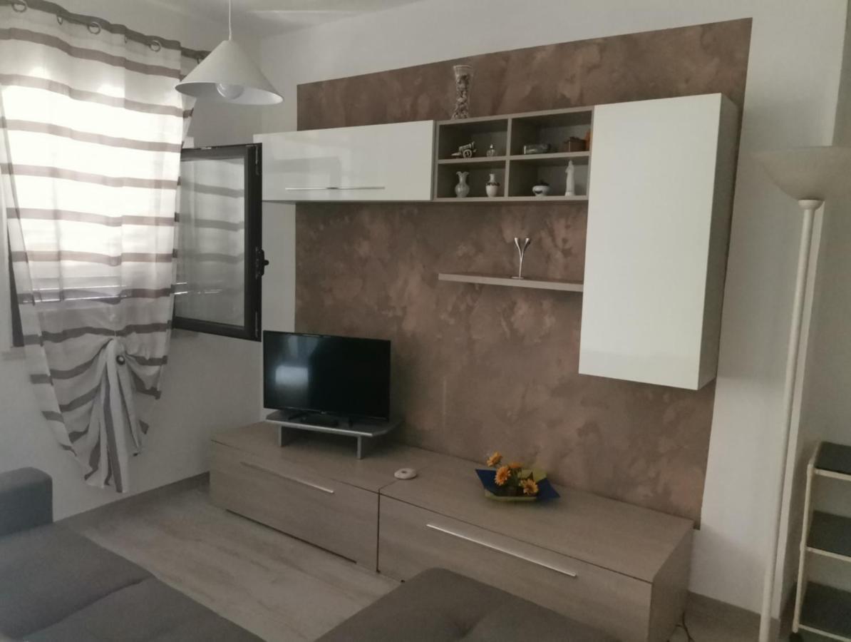 贾迪尼-纳克索斯Recanati Taormina Beach公寓 外观 照片